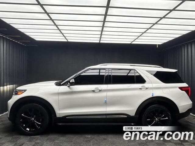 Ford Explorer 6세대 3.0 Platinum 4WD, 2022 3