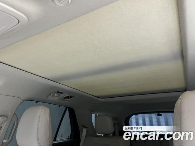 Ford Explorer 6세대 3.0 Platinum 4WD, 2022 18