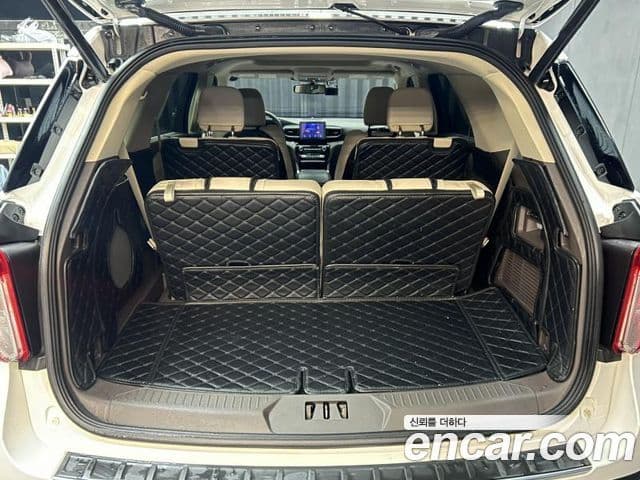 Ford Explorer 6세대 3.0 Platinum 4WD, 2022 19