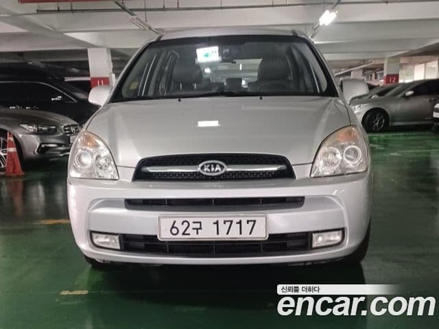 Kia 뉴카렌스 топовая версия, 2008 3