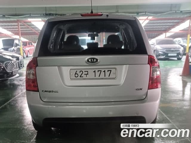 Kia 뉴카렌스 топовая версия, 2008 4