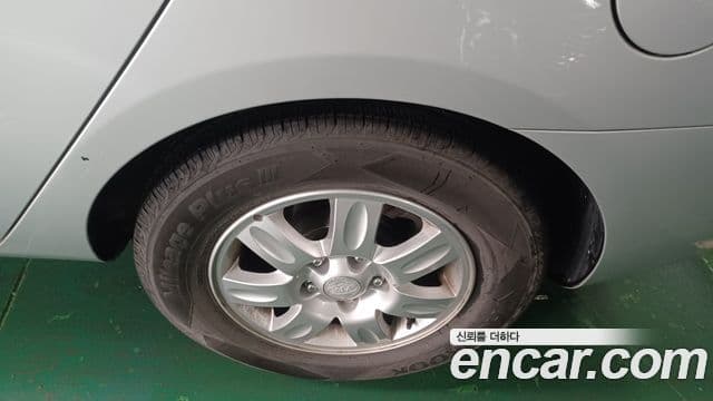 Kia 뉴카렌스 топовая версия, 2008 14