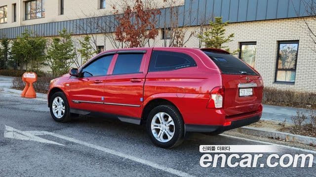 KG모빌리티(SsangYong) Korando Sport Club, 2013 2