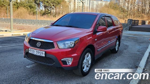 KG모빌리티(SsangYong) Korando Sport Club, 2013 3