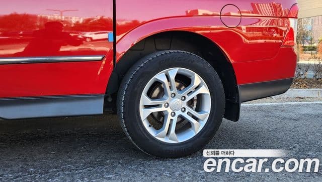 KG모빌리티(SsangYong) Korando Sport Club, 2013 14