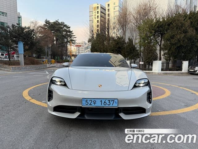 Porsche 타이칸 турбо, 2024 3