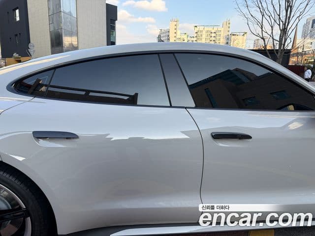 Porsche 타이칸 турбо, 2024 8