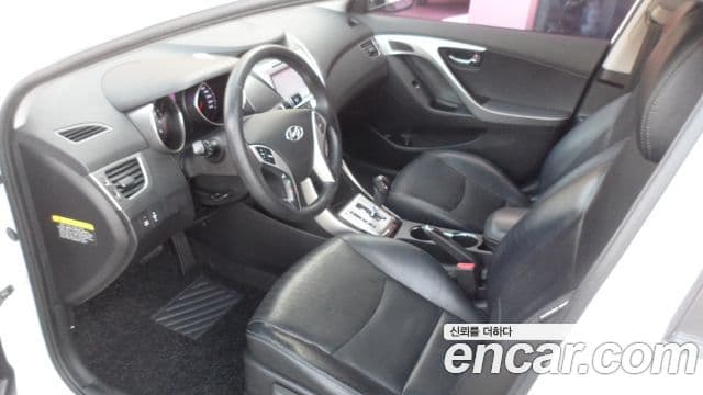 Hyundai Avante MD Premier, 2011 7