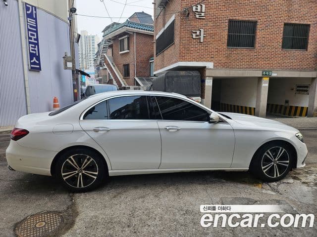 Mercedes-Benz E-класс W213 Avantgarde, 2021 все фото