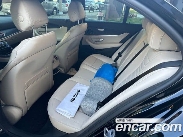 Mercedes-Benz E-класс W213 AMG Line, 2023 3