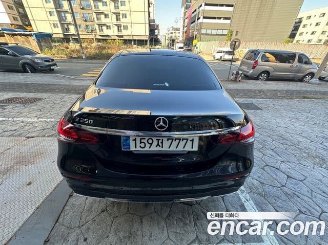 Mercedes-Benz E-класс W213 AMG Line, 2023 10