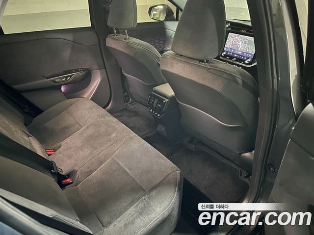 Lexus RZ450e Luxury, 2023 9