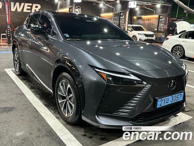 Lexus RZ450e Luxury, 2023 16