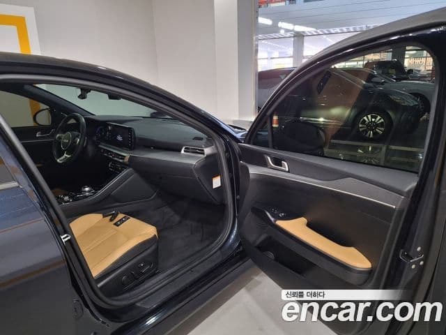 Kia K5 гибрид 3세대 Prestige, 2023 11