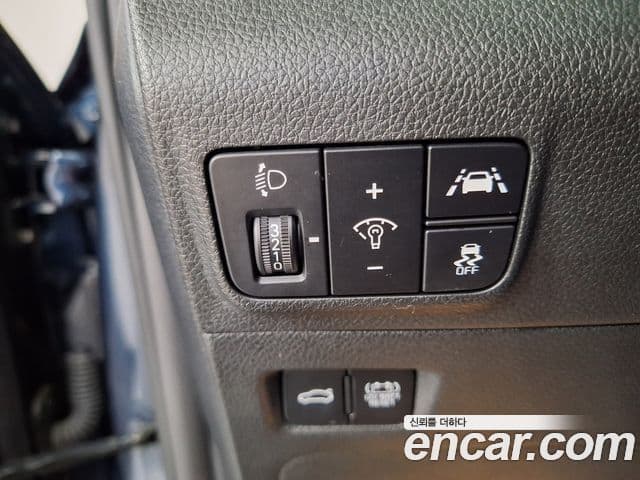 Kia K5 гибрид 3세대 Prestige, 2023 19