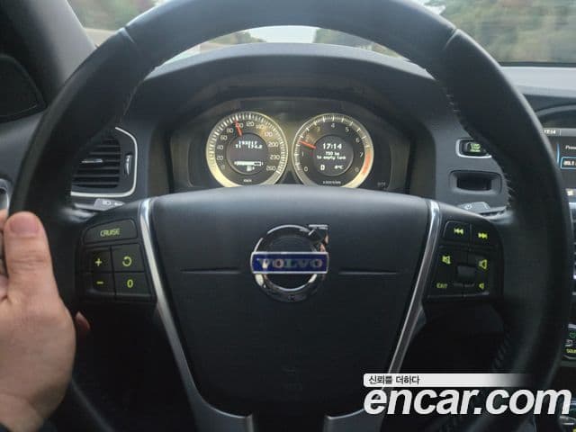 Volvo S60 2세대, 2012 все фото