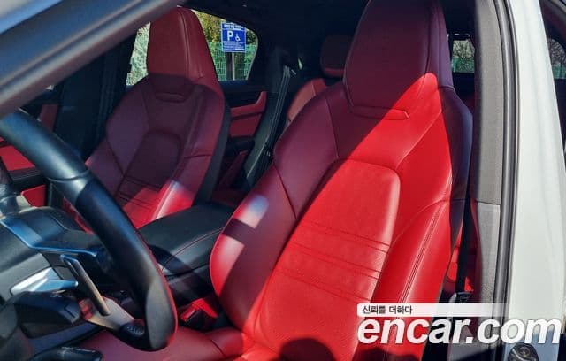 Porsche Cayenne (PO536) 3.0 купе, 2021 10