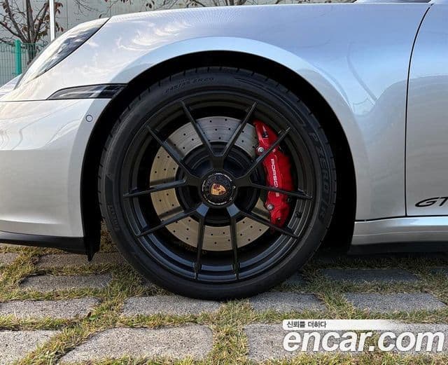 Porsche 911 (992) Carrera GTS, 2025 10