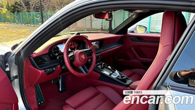 Porsche 911 (992) Carrera GTS, 2025 12