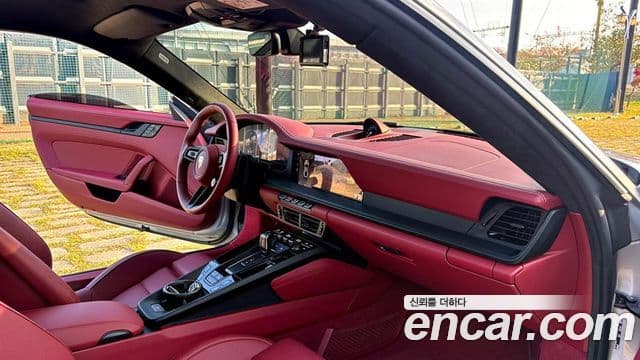 Porsche 911 (992) Carrera GTS, 2025 13