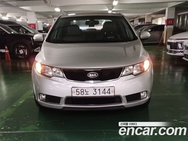 Kia Forte 1.6 CVVT Si, 2010 3