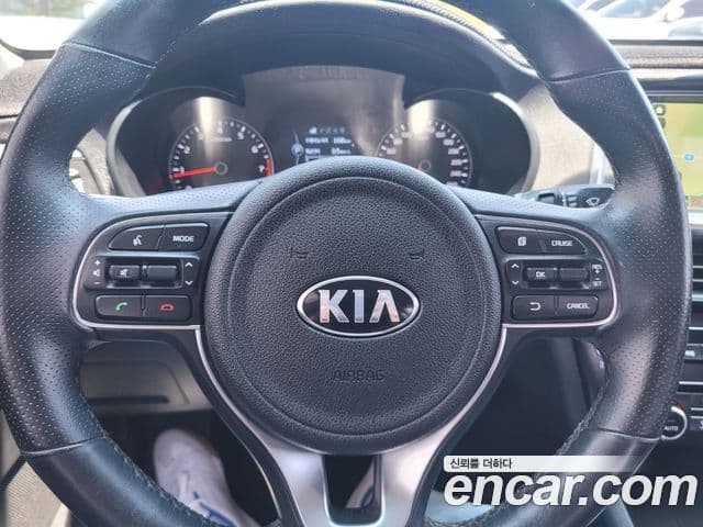 Kia K5 2세대 Noblesse, 2016 14
