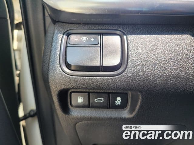 Kia K5 2세대 Noblesse, 2016 15