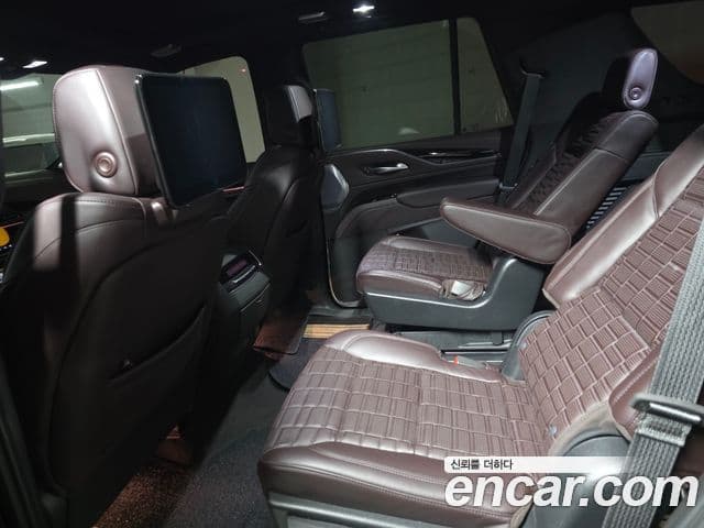 Cadillac Escalade 5세대 Sport Platinum, 2023 2