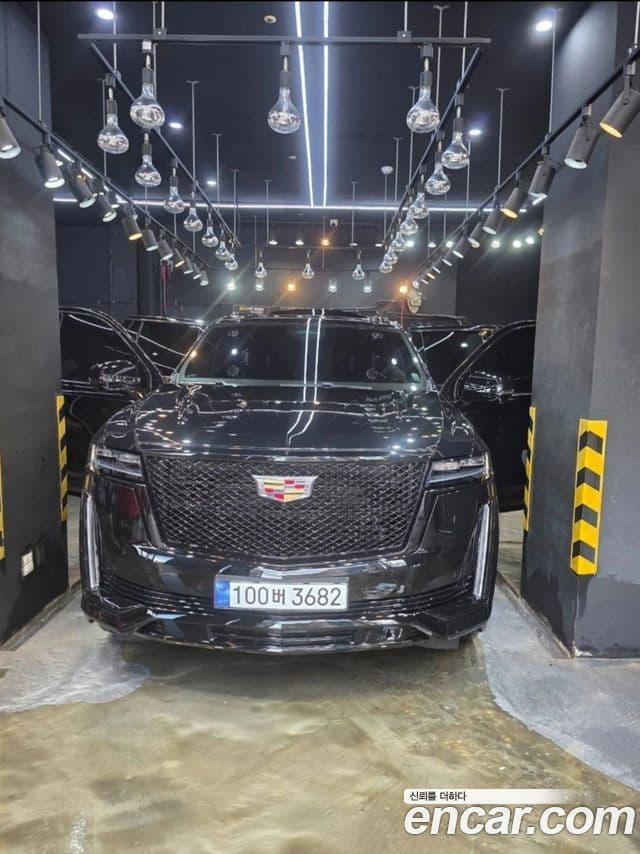 Cadillac Escalade 5세대 Sport Platinum, 2023 все фото
