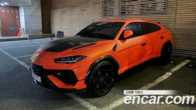 Lamborghini Urus 4.0 V8 Performante, 2025 1