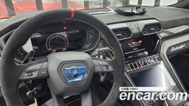 Lamborghini Urus 4.0 V8 Performante, 2025 7