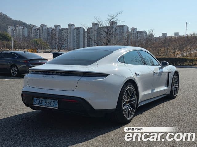 Porsche 타이칸 4S, 2021 2