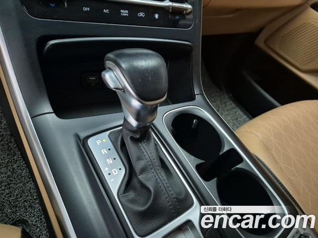 Kia Carnival 4세대 Prestige, 2022 11