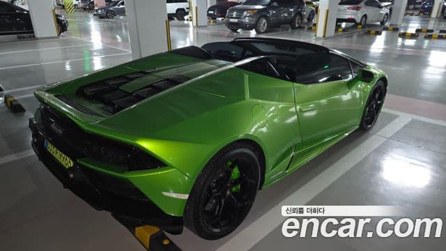 Lamborghini 우라칸 LP640-4 Evo Spyder, 2023 12