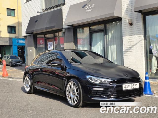 Volkswagen 시로코 2.0 TDI R-Line, 2015 1