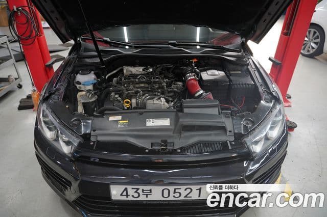 Volkswagen 시로코 2.0 TDI R-Line, 2015 6