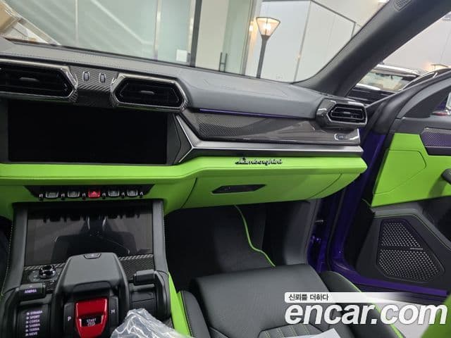 Lamborghini Urus 4.0 V8 SE, 2025 8