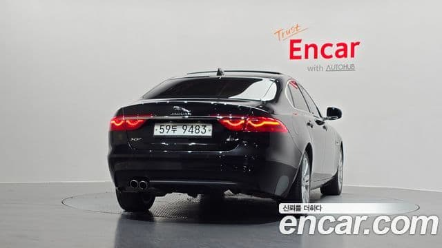 Jaguar XF (X260) 20d Portfolio, 2018 4