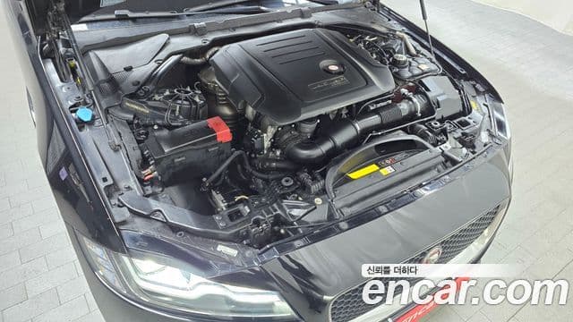 Jaguar XF (X260) 20d Portfolio, 2018 6