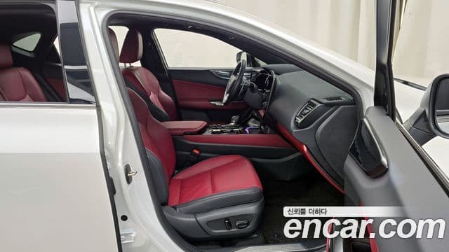 Lexus NX350h 2세대 Premium, 2025 11