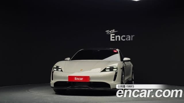 Porsche 타이칸 4S, 2021 3