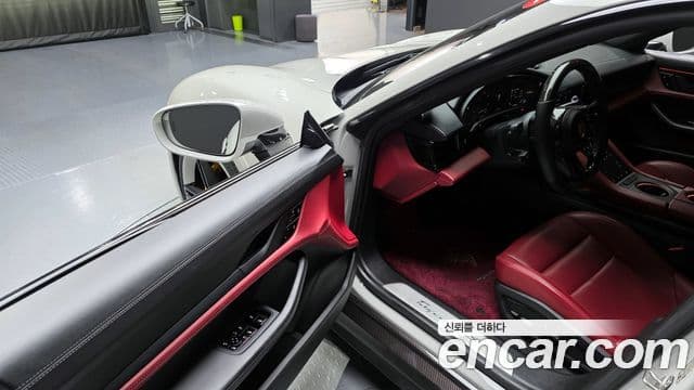 Porsche 타이칸 4S, 2021 10