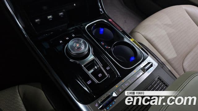 Kia Carnival 4세대 Signature, 2023 9