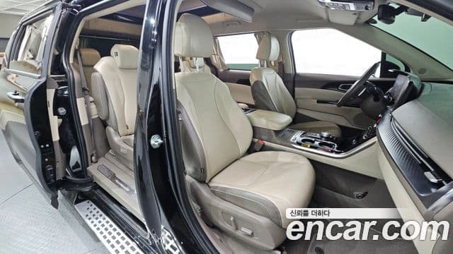 Kia Carnival 4세대 Signature, 2023 11