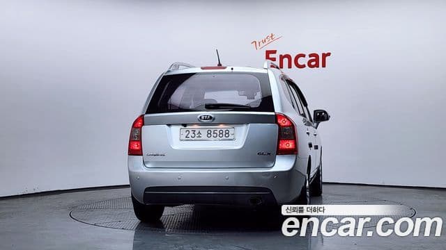 Kia 뉴카렌스 люксовая версия, 2011 4