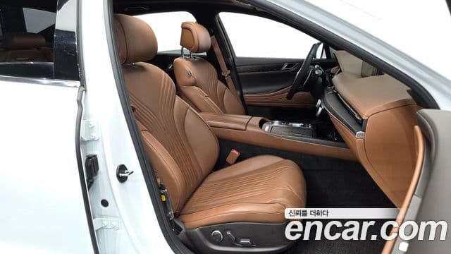 Genesis G80 (RG3) бензин 2.5 турбо AWD, 2022 10