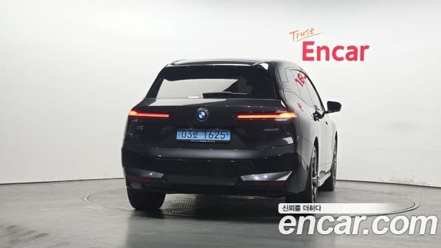 BMW iX xDrive50 Sport Plus, 2024 4