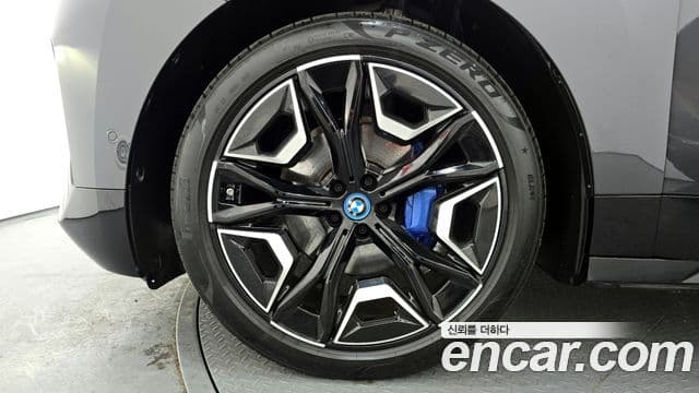 BMW iX xDrive50 Sport Plus, 2024 все фото