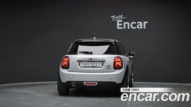 Mini Cooper 3세대, 2019 4