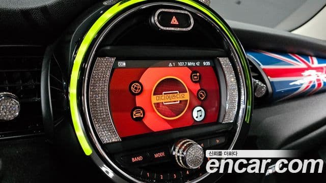 Mini Cooper 3세대, 2019 14